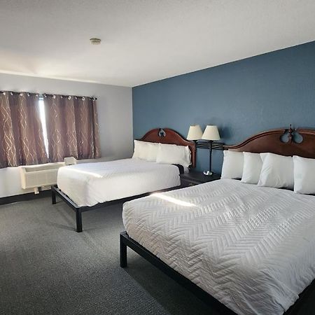 Sheboygan Falls The Oasis Hotel & Bar מראה חיצוני תמונה